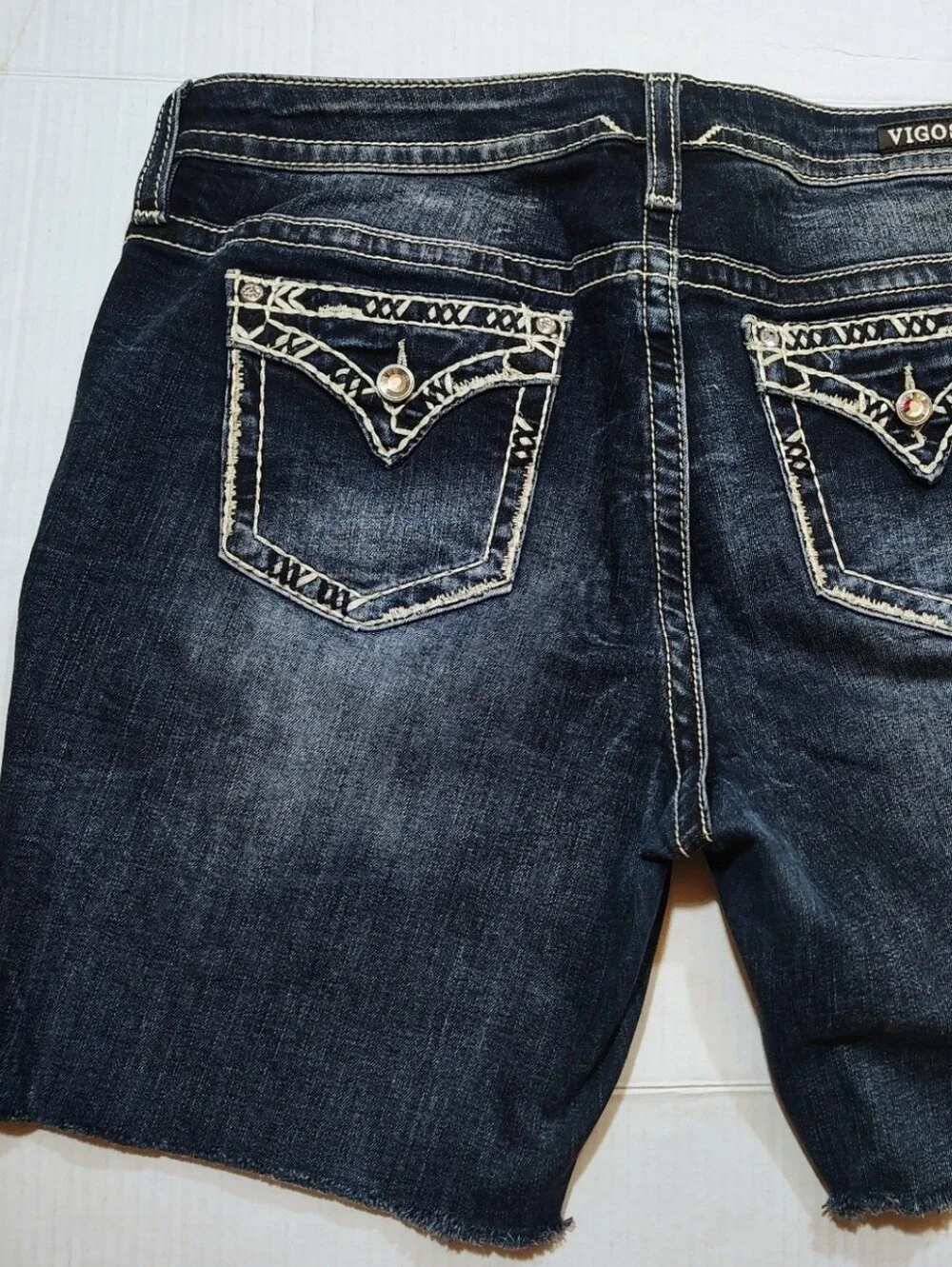 Vigoss Bermuda Shorts, Women Denim Embroidered Pockets Distressed, Blue, 16
